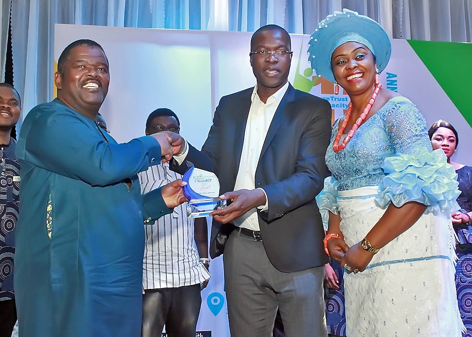 L-R: Namibian High Commissioner to Nigeria, Mr. Humphrey Geiseb; General Manager External Relations of The Shell Petroleum Development Company of Nigeria Limited (SPDC), Igo Weli; and Founder and Country Director, Future Trust Initiatives, Dr. Maureen Egbuche, at the 2nd African Future Trust Model United Nations Conference held in Port Harcourt, Rivers State on Friday where SPDC received the Corporate Award for its youth development programmes.